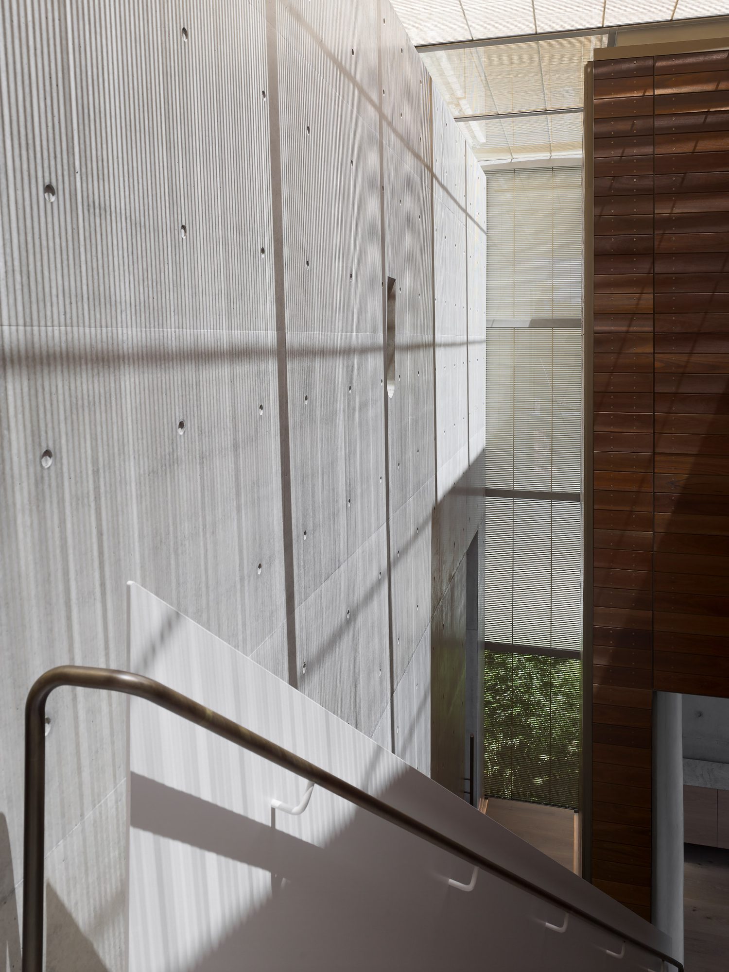 Lurline Bay, board-formed concrete and timber detail, HP Constructions